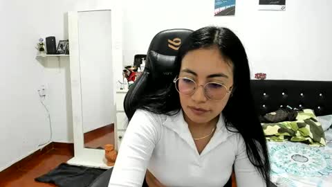 Evainked online show from January 22, 2:15 am