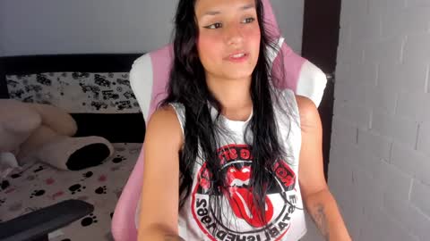 Snapshot of sofi1608 chatting on December 11, 4:31 pm sofia online show from December 11, 4:31 pm