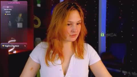 sofi_lonely online show from March 2, 7:15 am