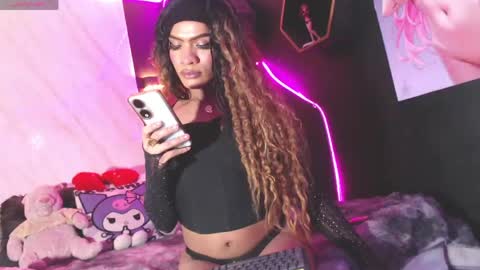 sofia__hills_01 online show from May 26, 12:55 pm