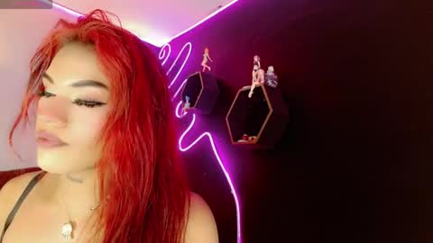 sofia__hills_01 online show from May 21, 4:24 pm