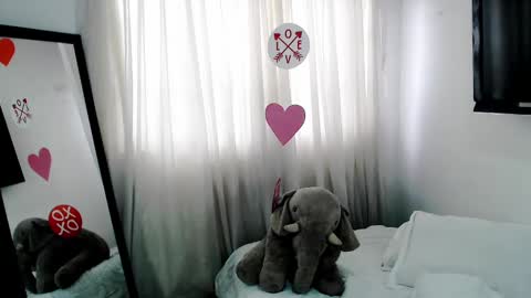Snapshot of sofia_erotic chatting on February 16, 9:16 pm sofia Ill be back on Tuesday June 4. online show from February 16, 9:16 pm