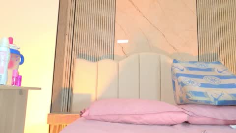 Sofia online show from March 14, 3:32 am