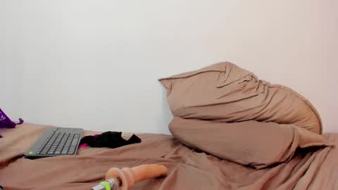 Snapshot of sofia_riveraa chatting on February 26, 11:30 pm SOFIA online show from February 26, 11:30 pm
