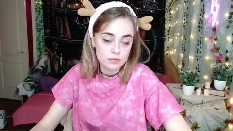 sofia_rosemary online show from February 25, 12:20 pm