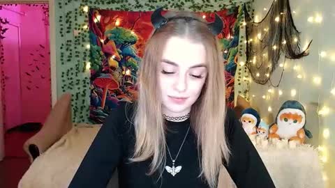 sofia_rosemary online show from November 27, 12:57 pm