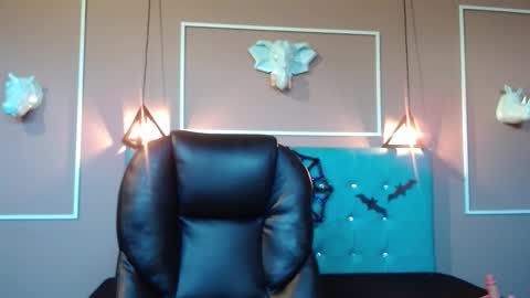 Snapshot of sofia_white3 chatting on October 19, 11:04 am Sofa online show from October 19, 11:04 am