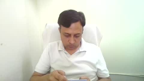 sofiabigis16 online show from April 7, 9:33 am