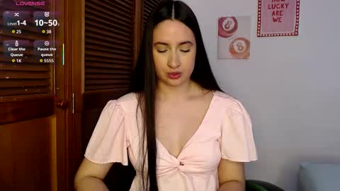 sofiaduque_26 online show from March 11, 8:45 pm