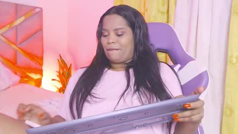 Sofia online show from December 1, 2:31 am