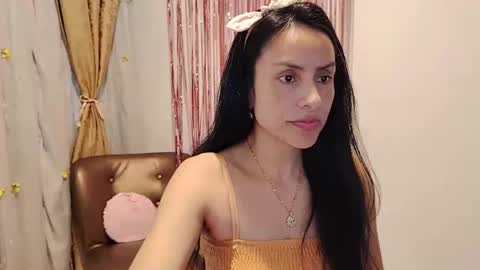 Snapshot of sofibelladelavega chatting on September 26, 4:26 pm Sofi Bella online show from September 26, 4:26 pm