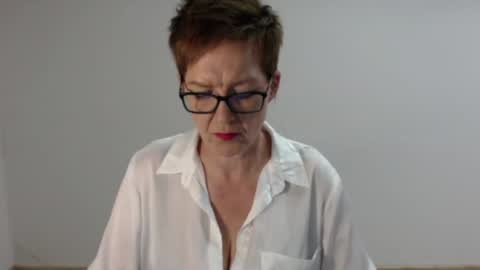 Sofie Velvet online show from April 8, 3:48 pm