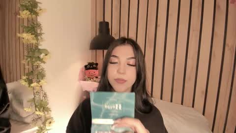 Sofie online show from December 21, 7:20 pm