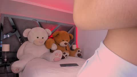  sofie  online show from October 9, 8:36 pm