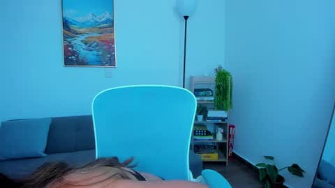 Sofi online show from June 24, 8:49 pm