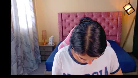 sofii_cute01 online show from January 17, 1:20 pm