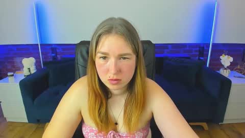 sofii_darling online show from March 17, 6:13 pm