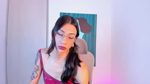 Sofi online show from March 27, 3:24 pm