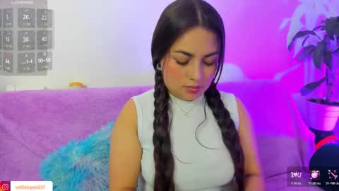 Sofi. G online show from October 30, 2:50 pm