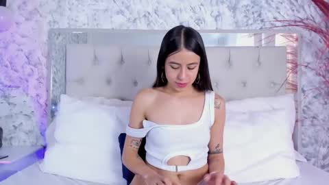 Snapshot of sofimalkova chatting on March 5, 7:17 pm Sofi Malkova online show from March 5, 7:17 pm