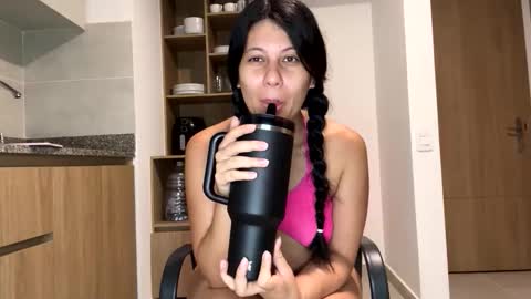 Sofi Vargas online show from April 11, 12:04 am