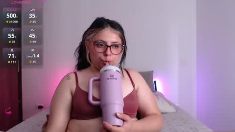 Lau  online show from May 23, 9:11 pm
