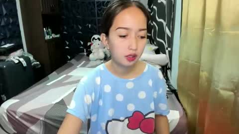 Snapshot of soft_angel8 chatting on September 13, 2:25 am Angel online show from September 13, 2:25 am