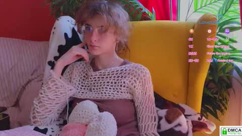 E online show from February 22, 10:40 am