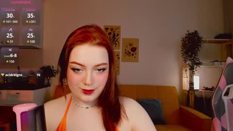 Snapshot of sofy_benson chatting on January 8, 10:15 am Sofy online show from January 8, 10:15 am