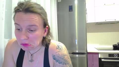 Sola online show from December 4, 4:17 pm