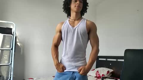 Hi Im Weller Check my Bio  online show from April 22, 9:00 pm