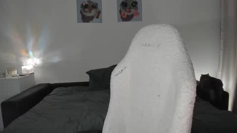 sonia_moon_ online show from September 20, 3:20 am