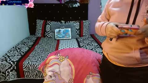 Snapshot of soniafuckboobs chatting on January 24, 4:16 am soniafuckboobs online show from January 24, 4:16 am