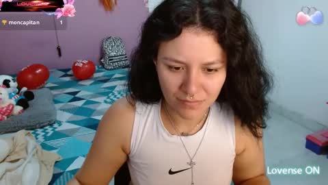 Snapshot of soniafuckboobs chatting on March 11, 1:34 pm soniafuckboobs online show from March 11, 1:34 pm