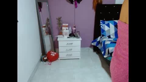 Snapshot of soniahardass chatting on March 6, 11:42 pm soniahardass online show from March 6, 11:42 pm