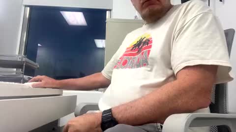 Snapshot of sonnydonut chatting on March 5, 11:28 am Max Banana online show from March 5, 11:28 am