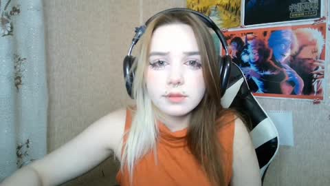 Mila online show from April 9, 5:07 pm