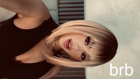 Sophi online show from November 1, 1:43 pm