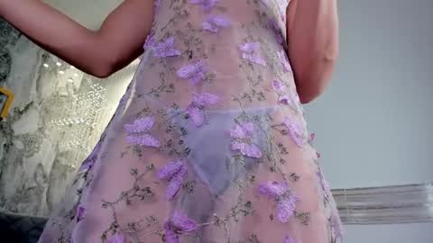 Sophi Johnson online show from April 5, 4:31 am