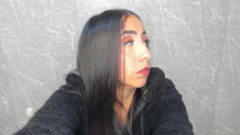 Sophi Thaylorr online show from November 24, 12:59 pm