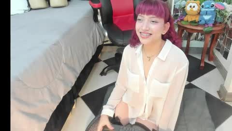 Sophia online show from March 27, 3:45 am