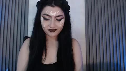 Snapshot of sophia_dk chatting on September 10, 4:52 pm sophia hottie online show from September 10, 4:52 pm