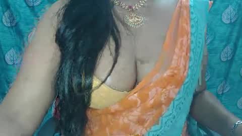 Snapshot of sophia_indian chatting on March 5, 6:01 pm Sophia Tamil online show from March 5, 6:01 pm