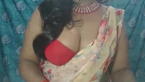 Snapshot of sophia_indian chatting on September 16, 5:43 am Sophia Tamil online show from September 16, 5:43 am