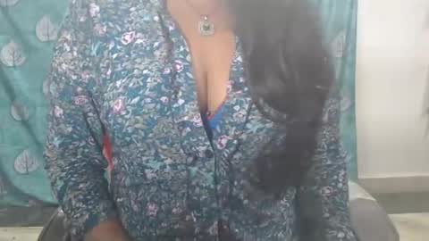 Sophia Tamil online show from January 17, 5:39 am