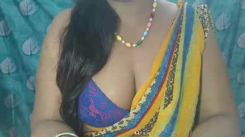 Snapshot of sophia_indian chatting on February 25, 4:35 am Sophia Tamil online show from February 25, 4:35 am