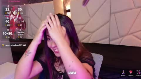 Snapshot of sophiaa_7 chatting on October 10, 11:27 am Sophi online show from October 10, 11:27 am
