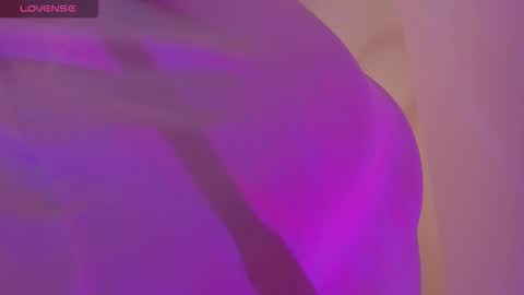 Sophia online show from October 4, 2:20 am