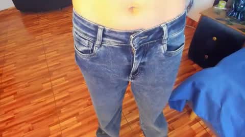 sophiamiller6 online show from March 8, 1:04 pm