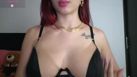 Snapshot of sophiaxv chatting on February 25, 1:30 am Sophy online show from February 25, 1:30 am